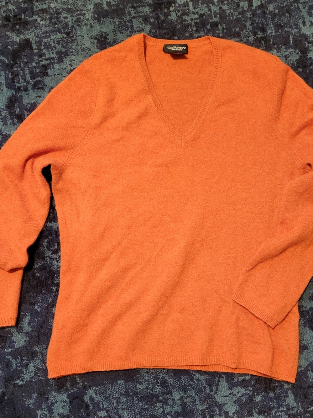 Lord & Taylor 100% Cashmere Men's V-Neck Sweater